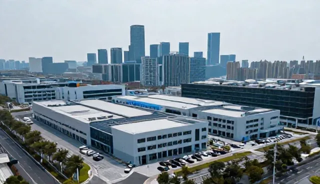 企业官网开发中适用条件的比较与取舍